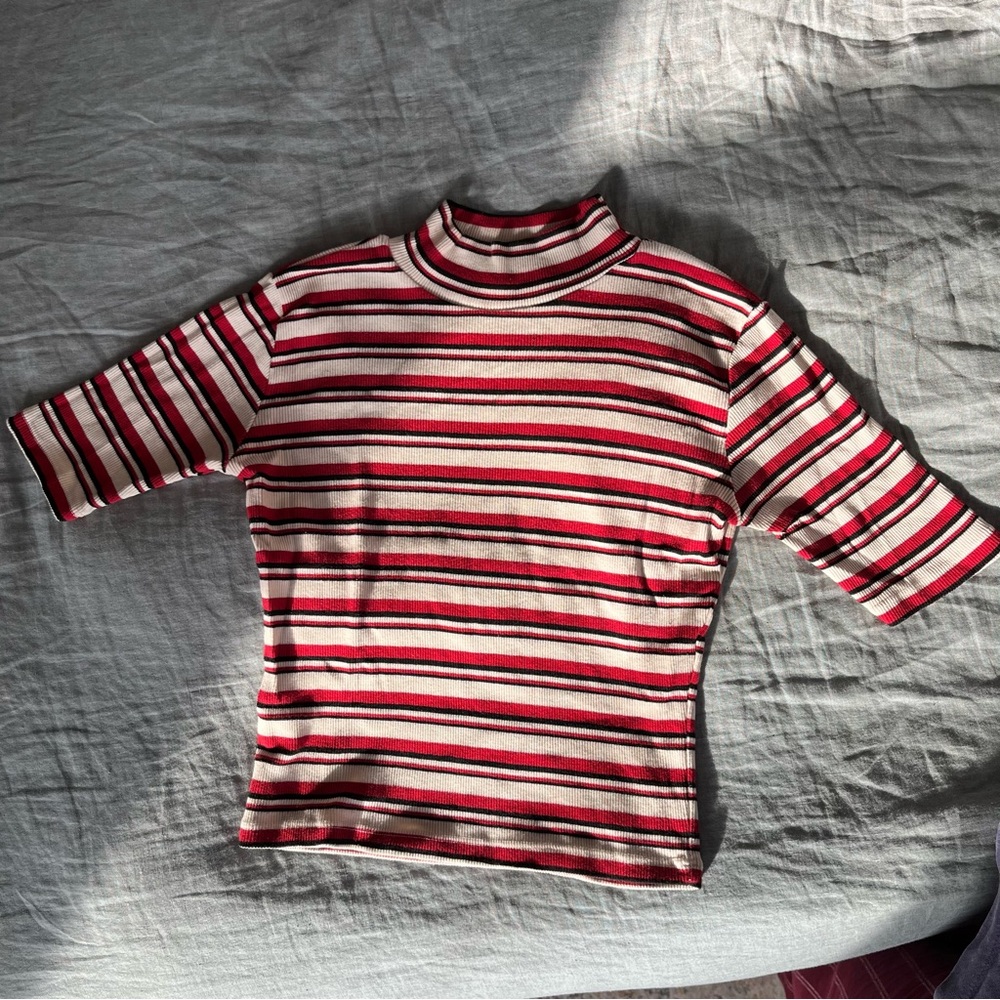 Brandy Melville striped short-sleeve mock-neck knit top